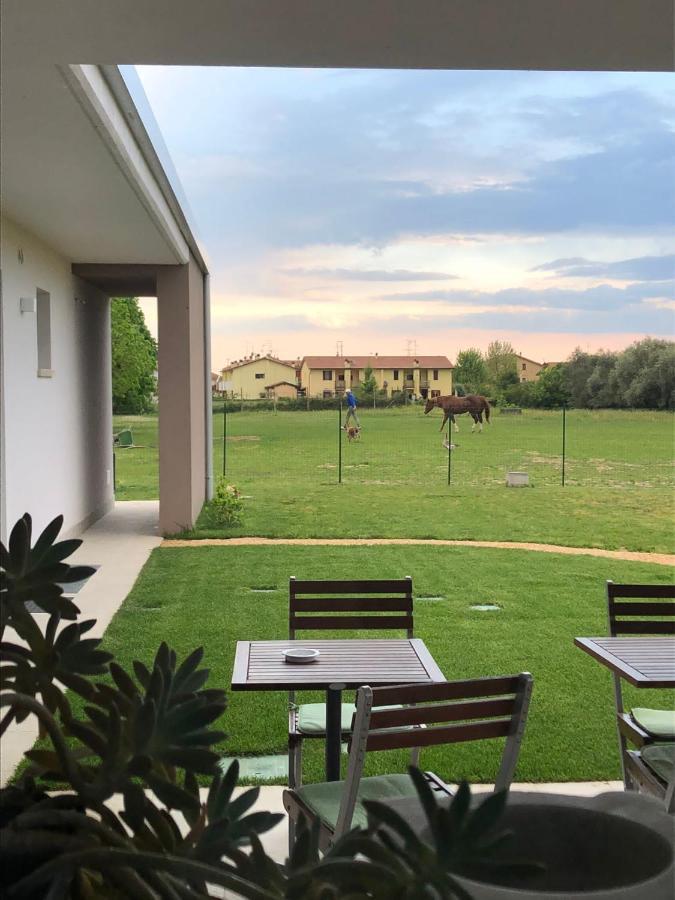 I Broletti Del Garda Hotel Pacengo Di Lazise Kültér fotó