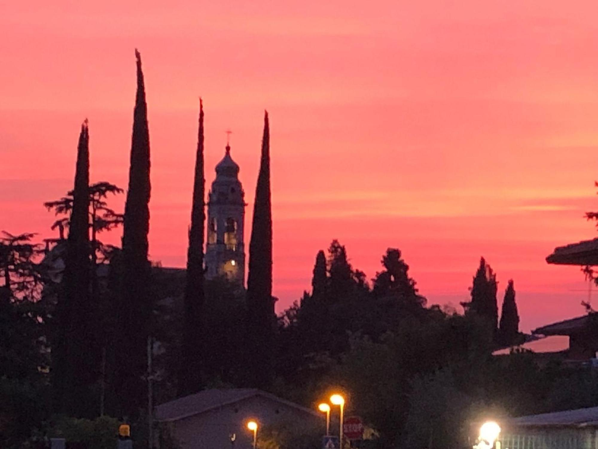 I Broletti Del Garda Hotel Pacengo Di Lazise Kültér fotó